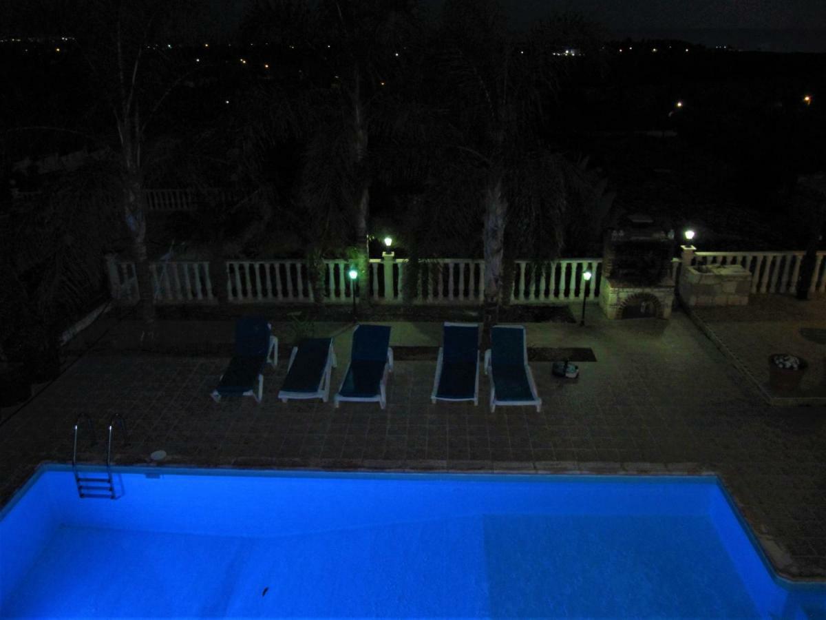 Villa Dioni คอรัลเบย์ ภายนอก รูปภาพ